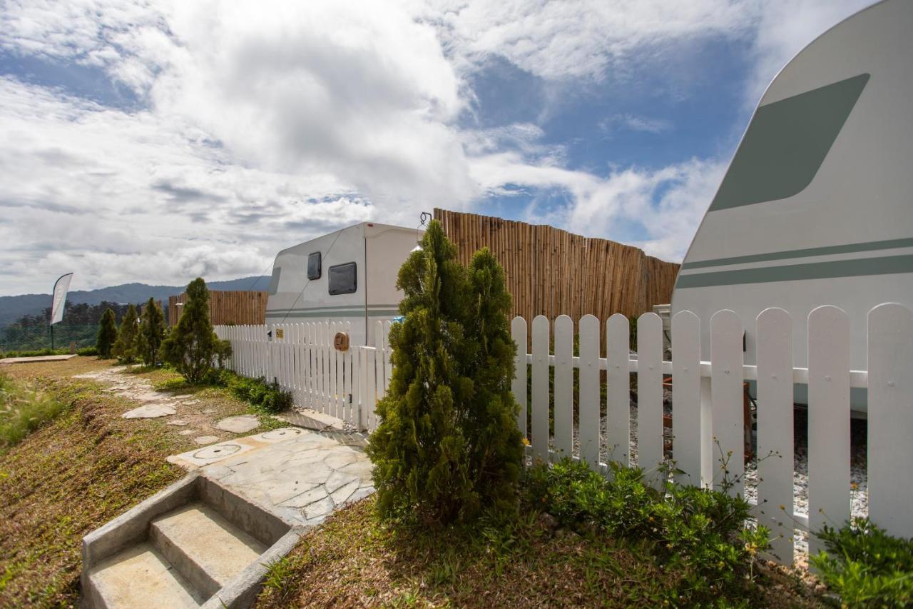 Stellar Goldenhill Cameron Танах-Рата Екстер'єр фото